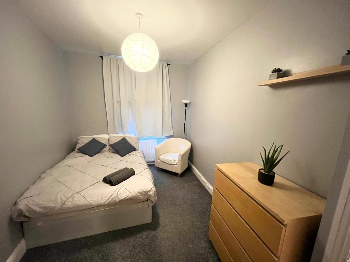 3 Bed Apartment On Balham High Road Londres Extérieur photo